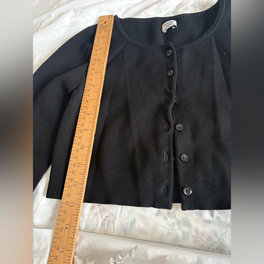 Sunday Best Aritzia Izzy cropped black cardigan button front size XXS - Picture 9 of 11